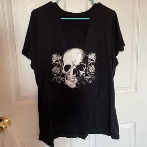 Torrid skull t-shirt 2X